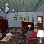 فندق Papanikola Piána