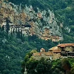 Hotel Papanikola