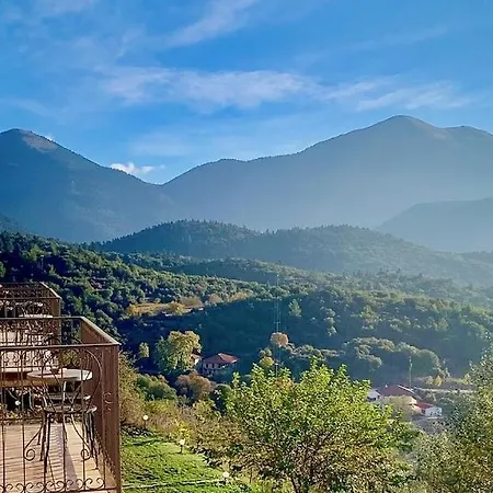 Hotell Papanikola 3*