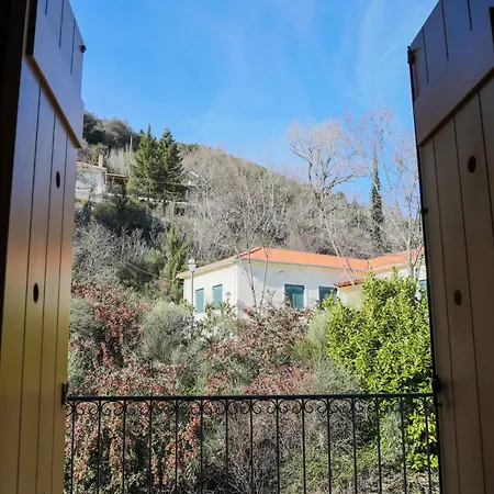 Papanikola Hotel 3*