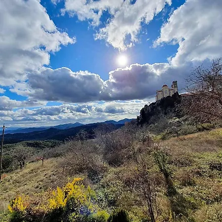 Hotel Papanikola 3*
