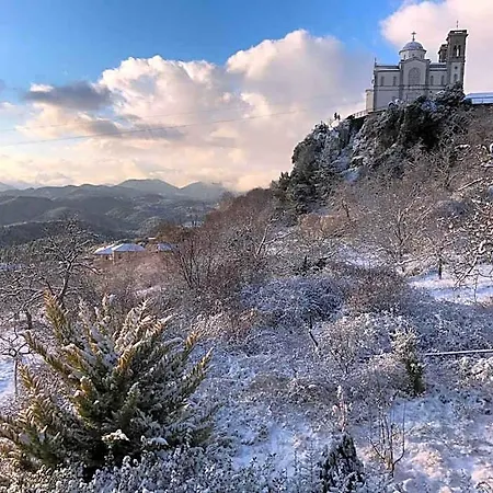 Papanikola Hotel Piana