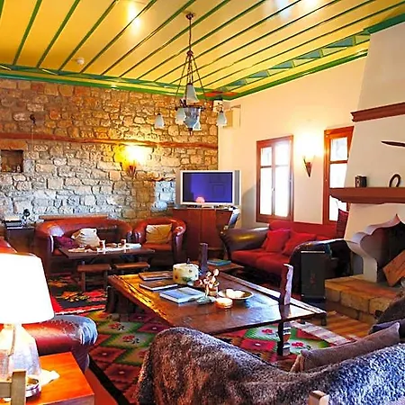 Hotel Papanikola Piana