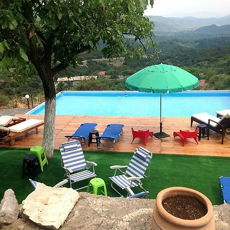 Hotel Papanikola Piána