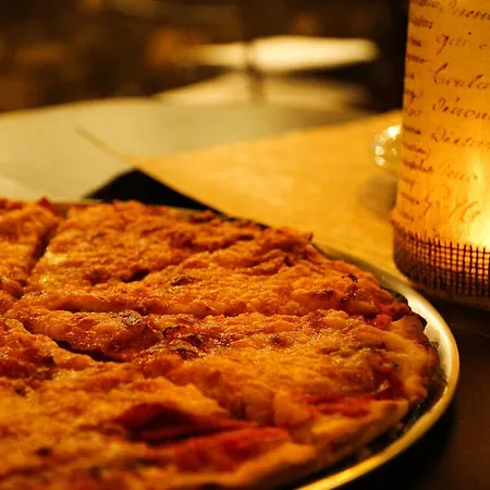 Hotell Papanikola Piána