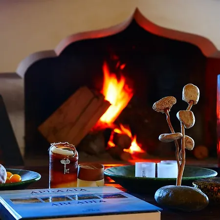 Hotell Papanikola Piána