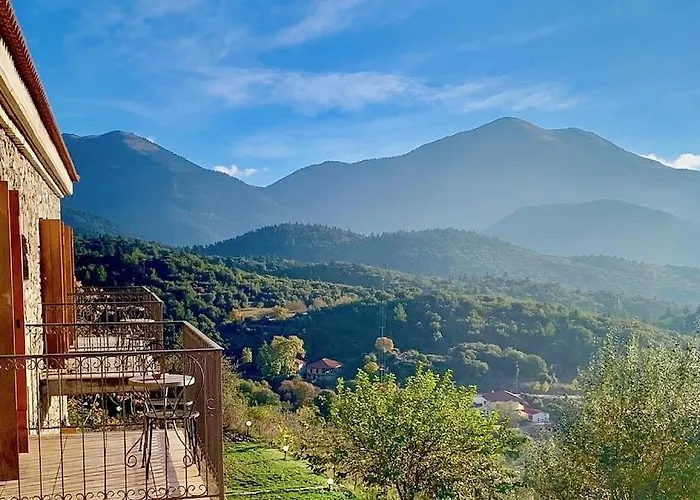 Hotell Papanikola 3*