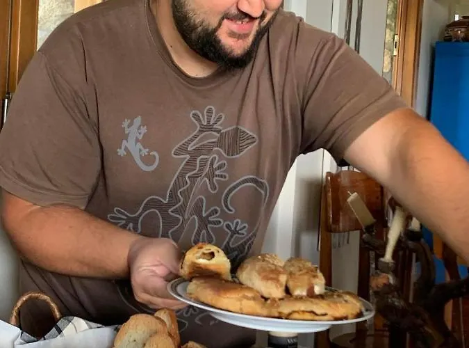 Papanikola Hotell Piána