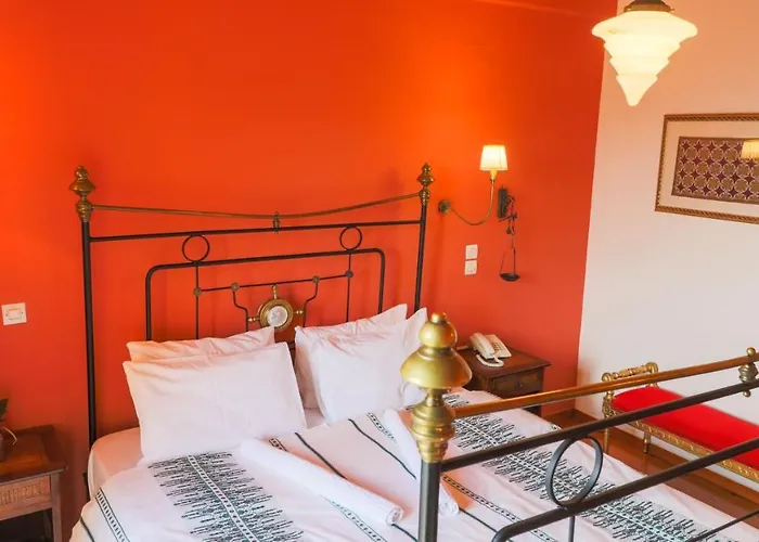 Papanikola Hotell Piána