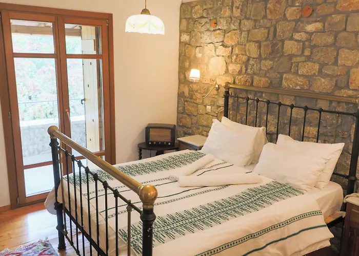 Hotell Papanikola Piána