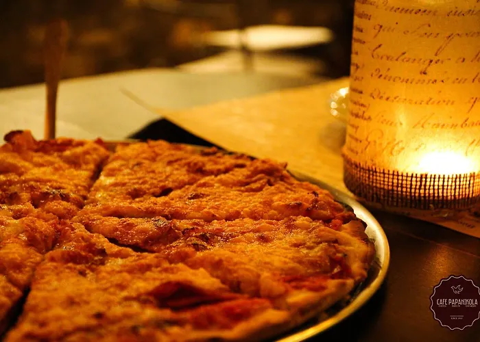 Hotell Papanikola Piána